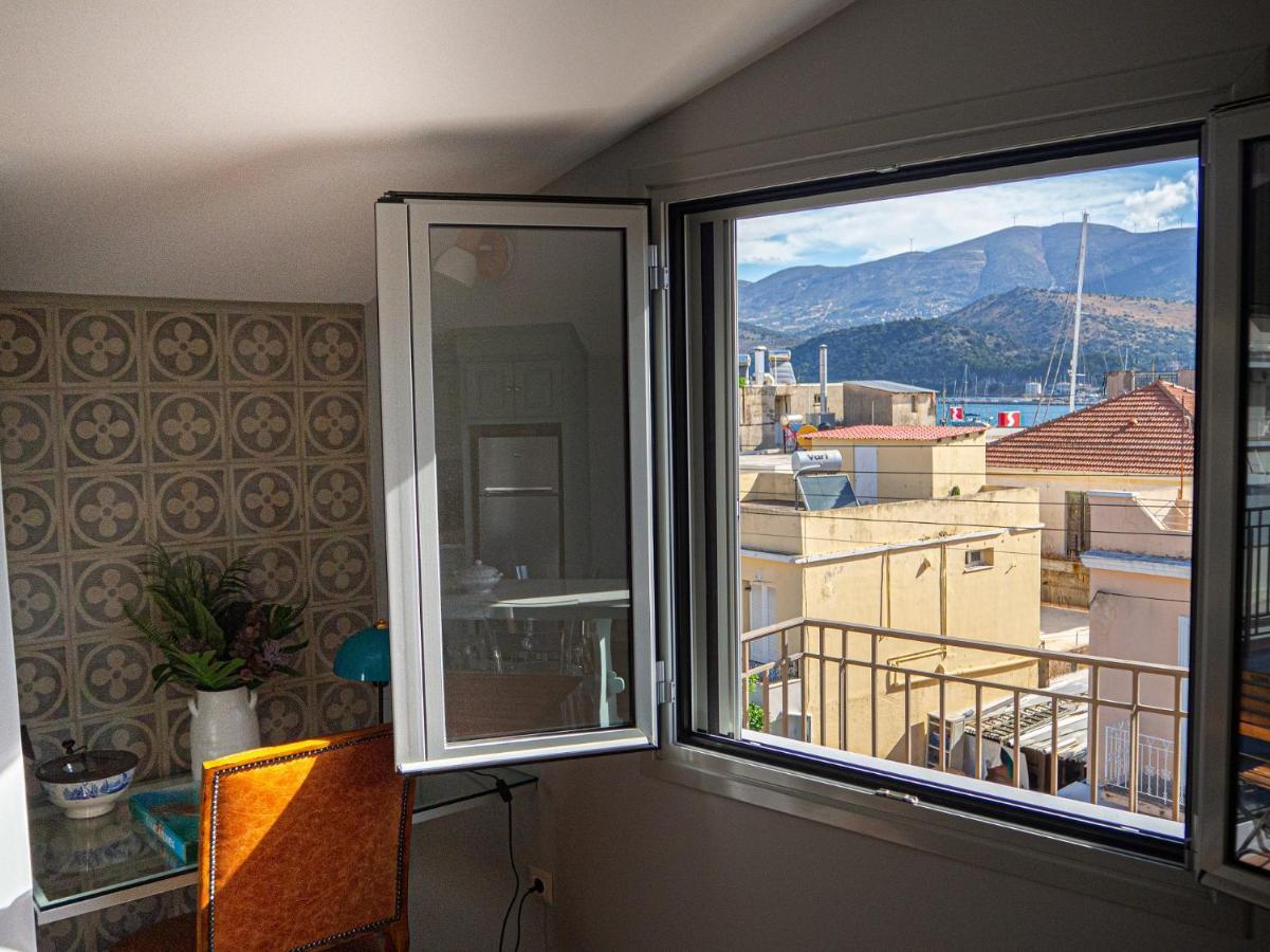 Dionysia Premium Suites Argostoli  Luaran gambar