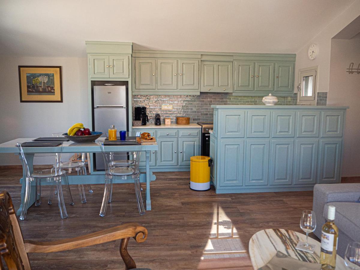 Dionysia Premium Suites Argostoli  Luaran gambar